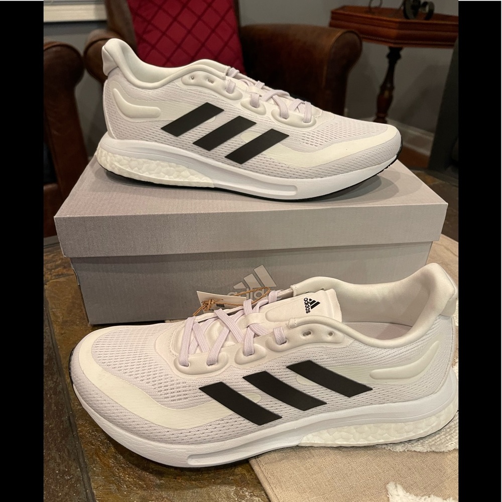 BWT Adidas Women's Running Shoes, Size 8
